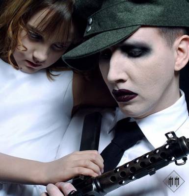Marilyn Manson - The Dope Show